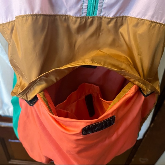 Cotopaxi Teca Half-Zip Women’s Windbreaker - Picture 5 of 12